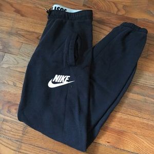 Nike Sweatpants Women